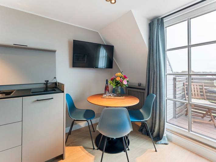 Ganze Ferienwohnung, Dependancen Windrose - Dependance Windrose 265 in Wenningstedt, Sylt