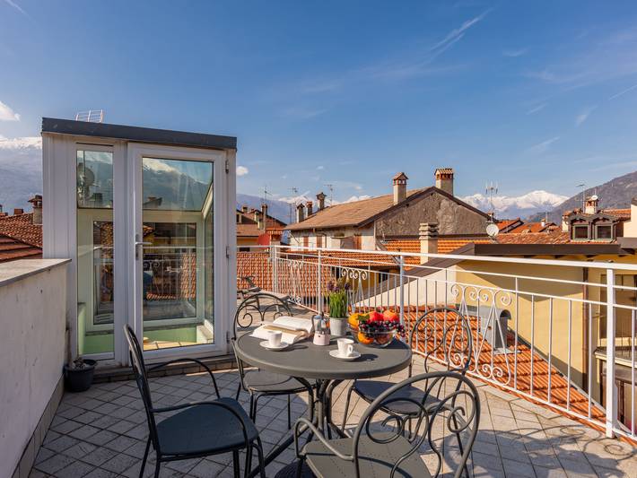 Ferienwohnung für 4 Personen, mit Terrasse in Bellano