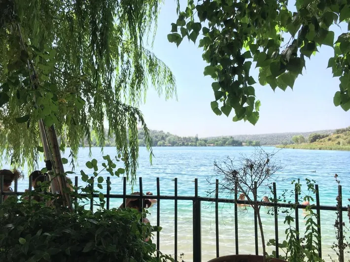 Casa de vacaciones para 6 personas, con vistas además de vistas al lago y jardín - 1