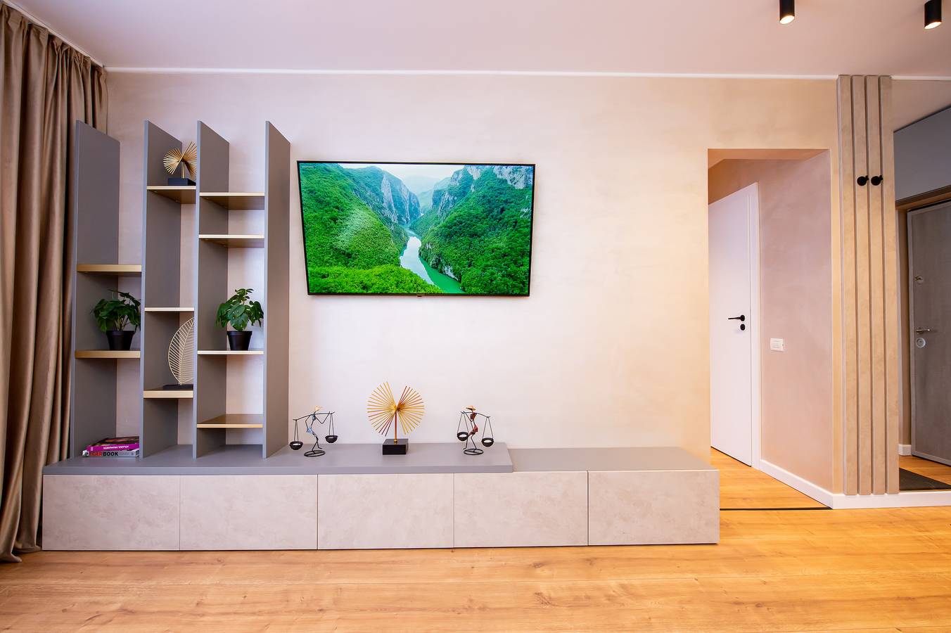 Apartamento entero, Sakura - Apartamento de un dormitorio - junto a la Avenida Victoria y el Parque Cismigiu in Bucarest, Walachia