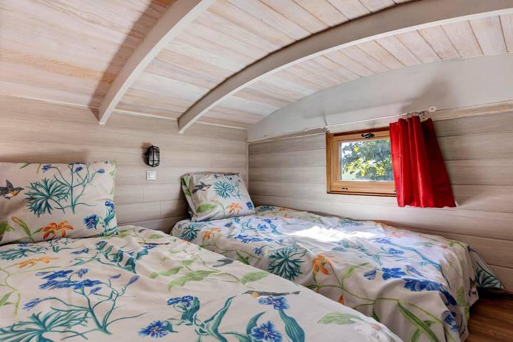 Apartamento vacacional entero, Roulotte de lujo en plena naturaleza in Región de Aubusson