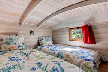 Appartement De Vacances pour 4 Personnes dans Région d'Aubussargues, Creuse, Photo 3