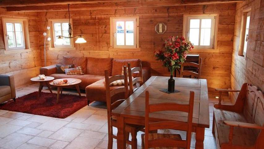 Ferienhaus für 12 Personen, mit Terrasse und Sauna im Zittauer Gebirge - 4