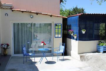 Gîte pour 2 personnes, avec terrasse et jardin à Lectoure