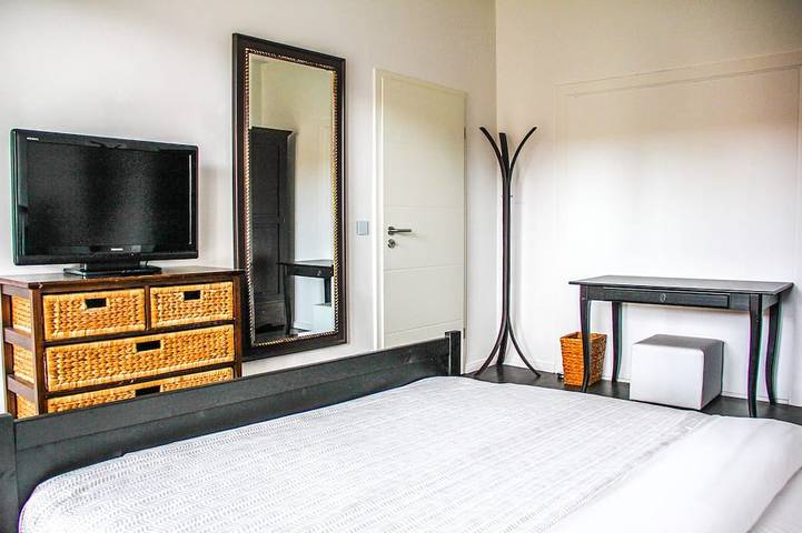 Appartement entier, Exclusif appartement de 2 pièces avec balcon dans un emplacement idéal! in Neustadt Bremen, Brême
