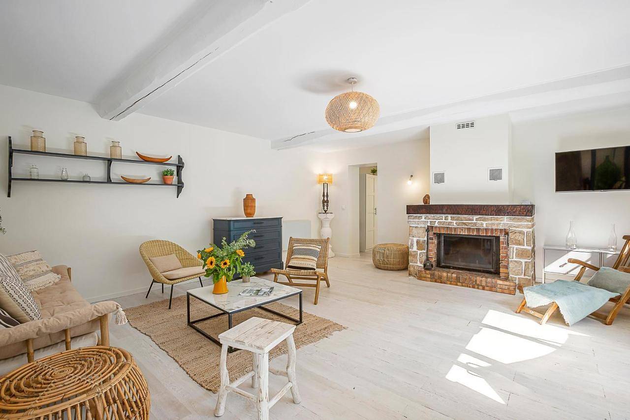Two-Bedroom House in Escragnolles, Région de Cannes