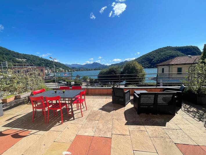 Ferienwohnung für 4 Personen, mit Seeblick und Terrasse sowie Ausblick in Lavena Ponte Tresa - 2