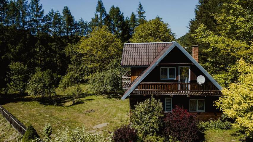 Domek letniskowy dla 14 osób, z jacuzzi i ogród w Solina
