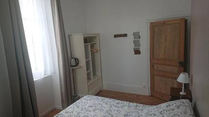 Cottage pour 2 personnes, avec vue ainsi que jardin et terrasse à Saint-Clar