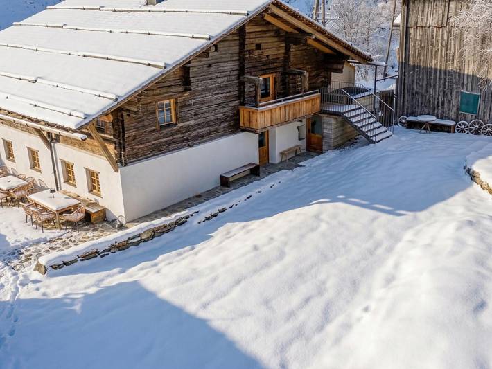 Ferienhaus für 24 Personen, mit Balkon und Terrasse sowie Garten und Sauna in Matrei in Osttirol