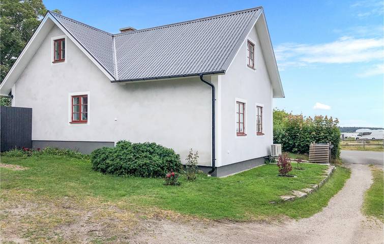 Hus för 8 Personer, med terass och trädgård, med husdjur i Kristianstad