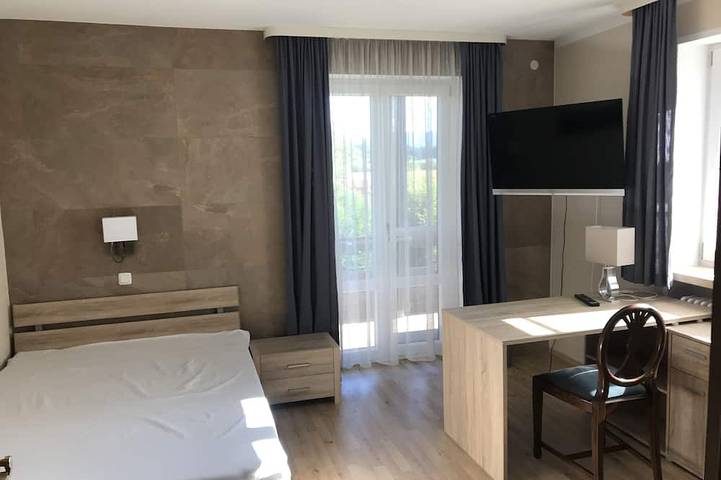 Villa für 10 Personen, mit Balkon und Whirlpool sowie Garten am Chiemsee - 3