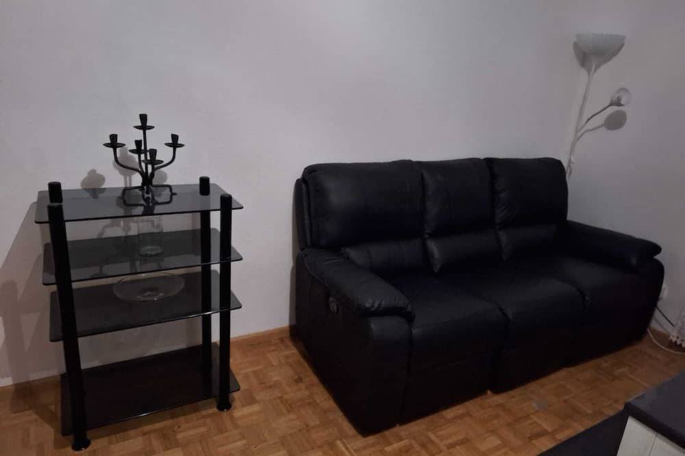 Appartamento intero, 3-room apartment in a trendy neighborhood in Basilea, Aargau-Basel