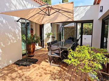 Villa pour 7 personnes, avec terrasse et jardin à La Garde