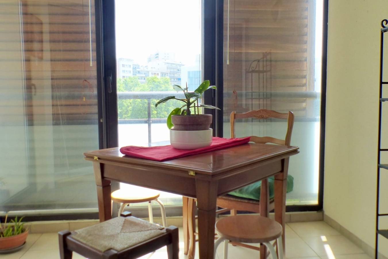 Ganze Wohnung, Ferienwohnung für 5 Personen mit Balkon in Toulon, Toulon Region