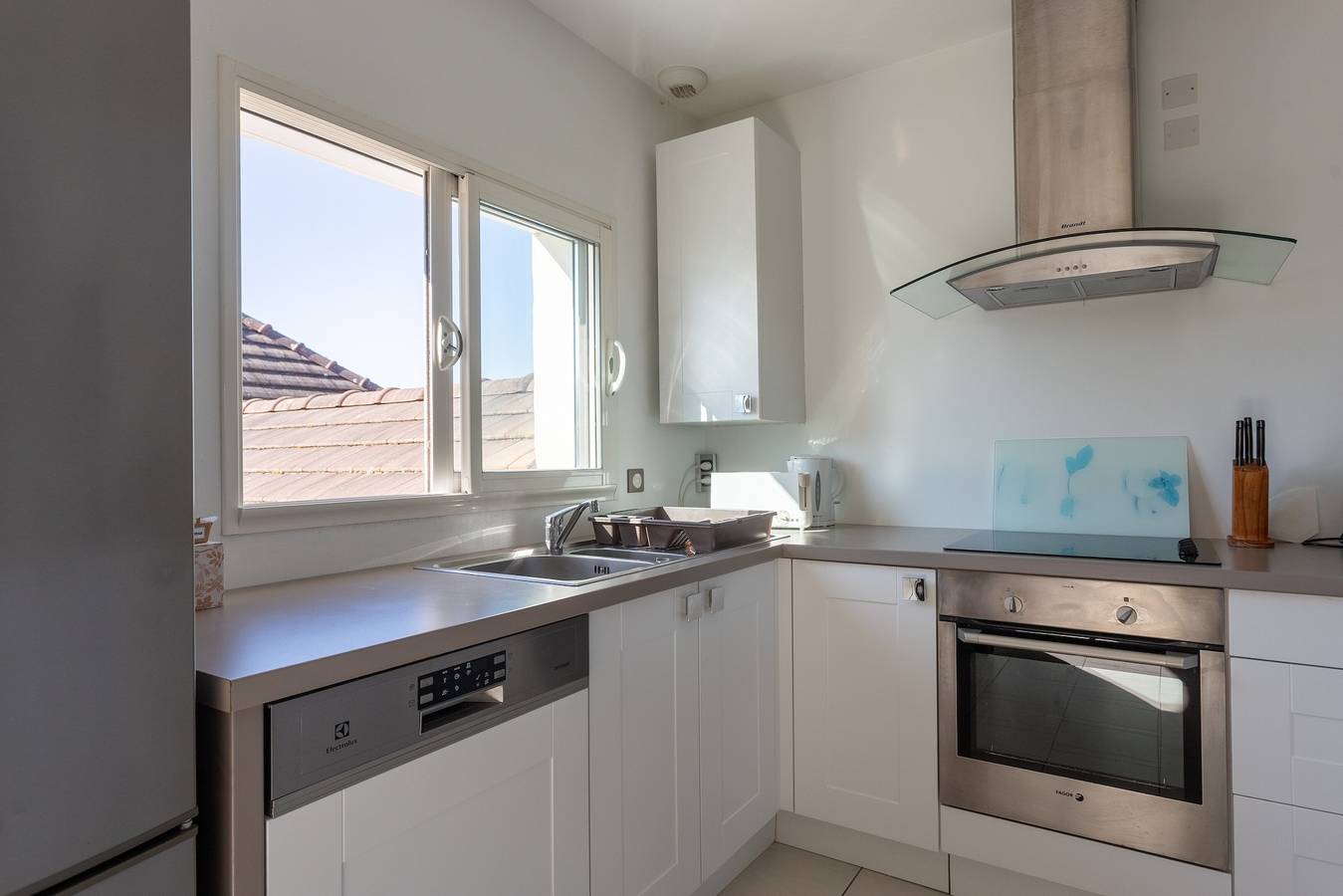 Appartement entier, Appartement « T3 Jasmin » avec terrasse privée et Wi-Fi in Salies-de-Béarn, Béarn