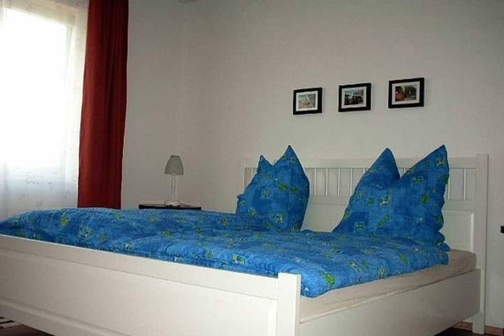 Ganze Wohnung, Fewo 6 links - Rügen-Fewo in Samtens, Rügen