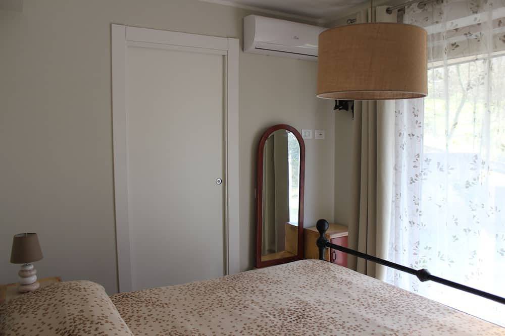 Accommodation surrounded by greenery, silence and privacy, a romantic escape from the city in Boville Ernica, Frosinone Provinz