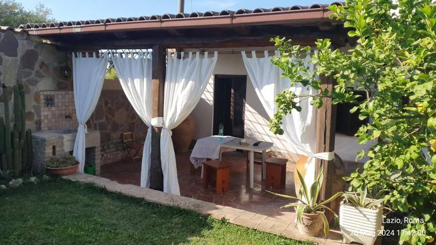 Location de vacances pour 3 personnes, avec jardin ainsi que piscine et vue dans La Storta - 4