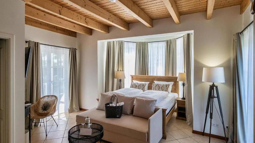 Ferienwohnung für 3 Personen, mit Sauna und Pool sowie Terrasse und Garten, mit Haustier in Werder - 2