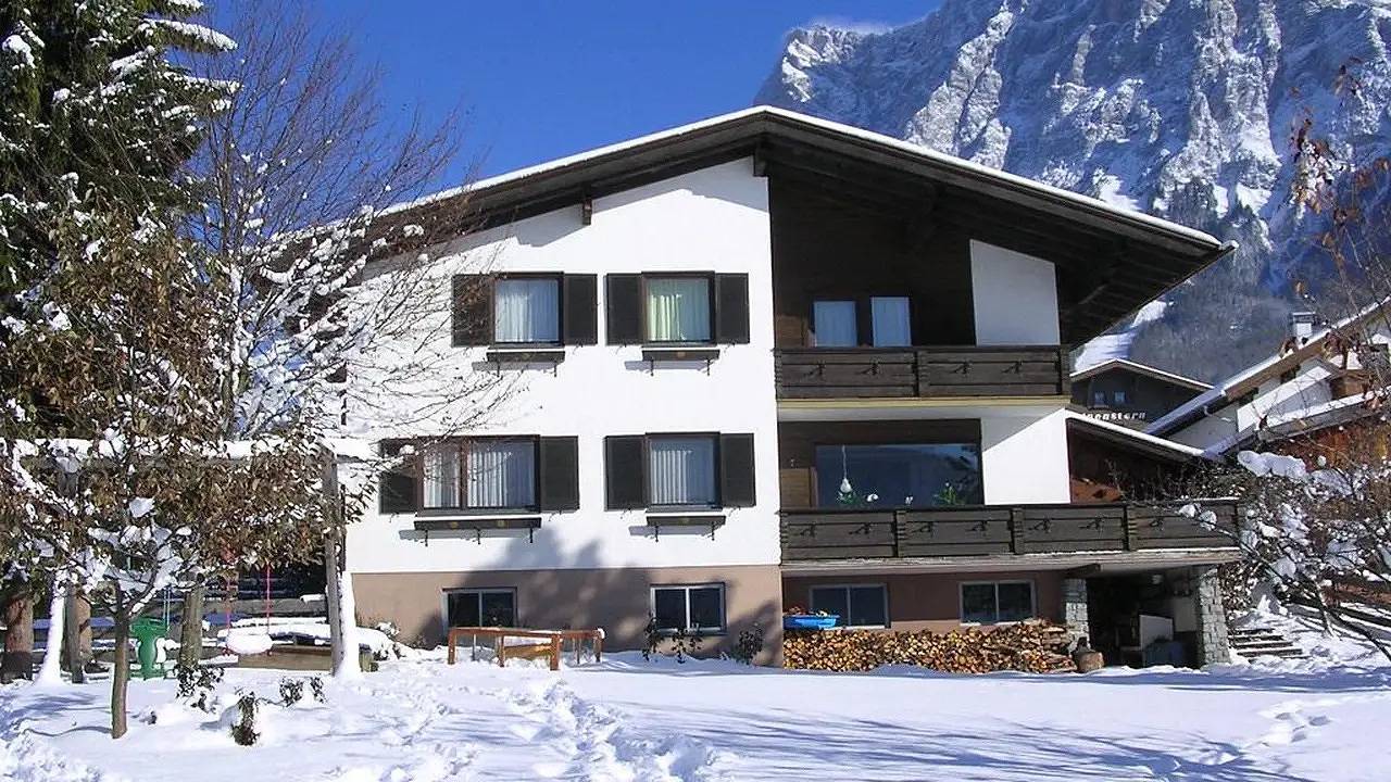 Geheel vakantieappartement, Ferienwohnung für 5 Personen (70 m²) in Ehrwald in Ehrwald, Ammergauer Alpen (Oostenrijk)