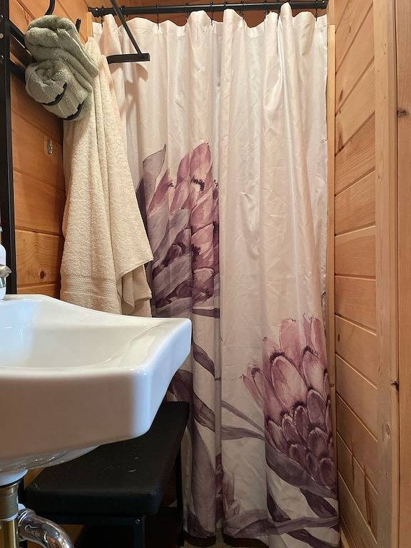 Horses, Big Sky, Boat and Horse Trailer Parking, Acreage, Tiny Home in Oconee County
