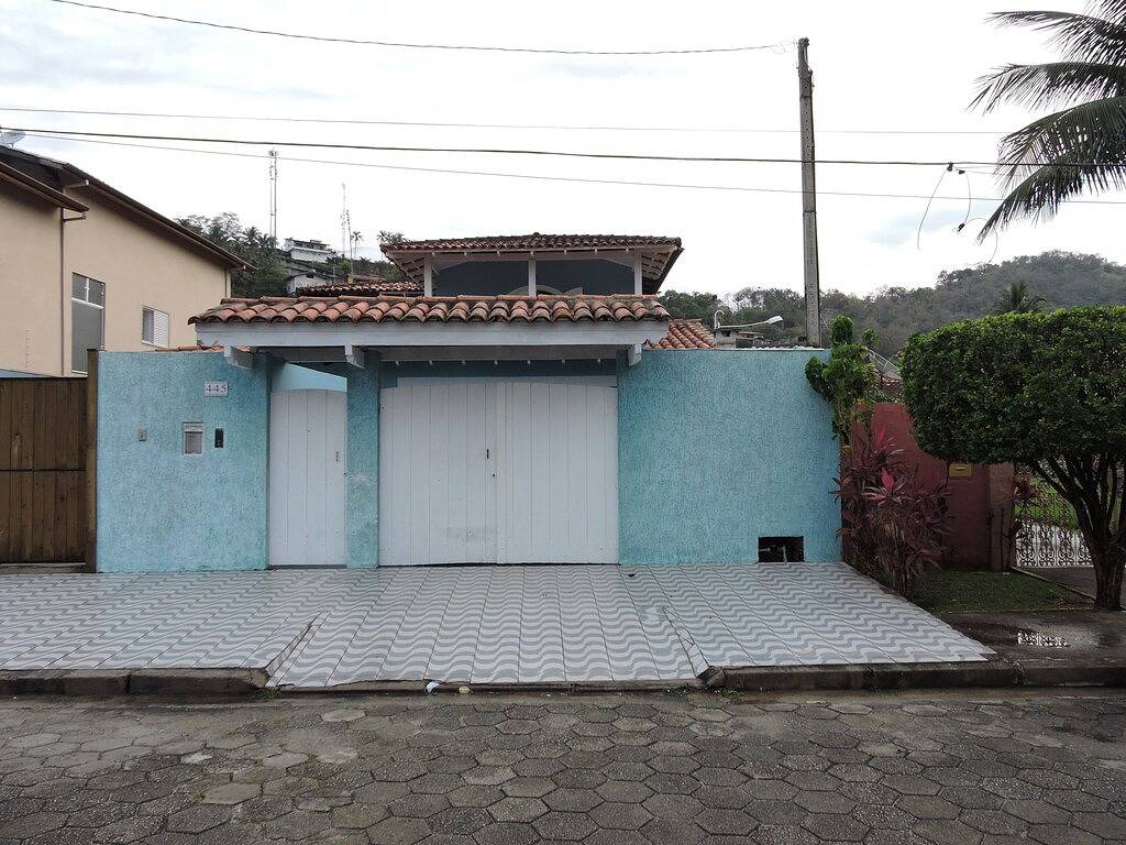 Das Haus liegt in der Nähe von Supermarkt, Restaurants, Krankenhaus in Ilhabela