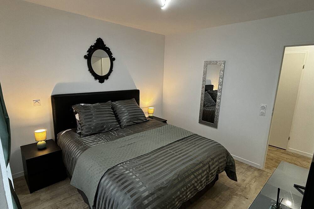 Entire apartment, Superbe Appartement 3 Pièces Chelles- Paris-disney 20min in Chelles, Seine-et-Marne