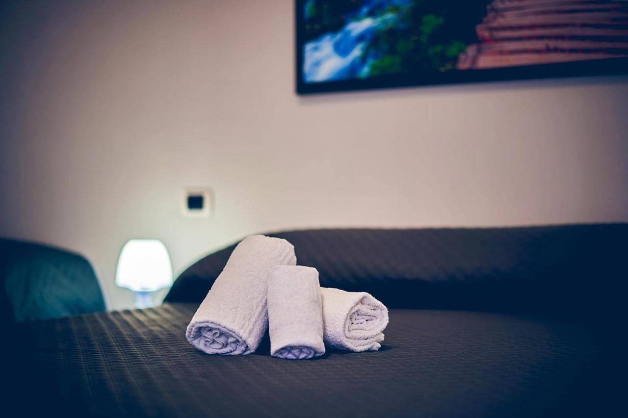 Double or Twin Room in Casal Morena, Roma
