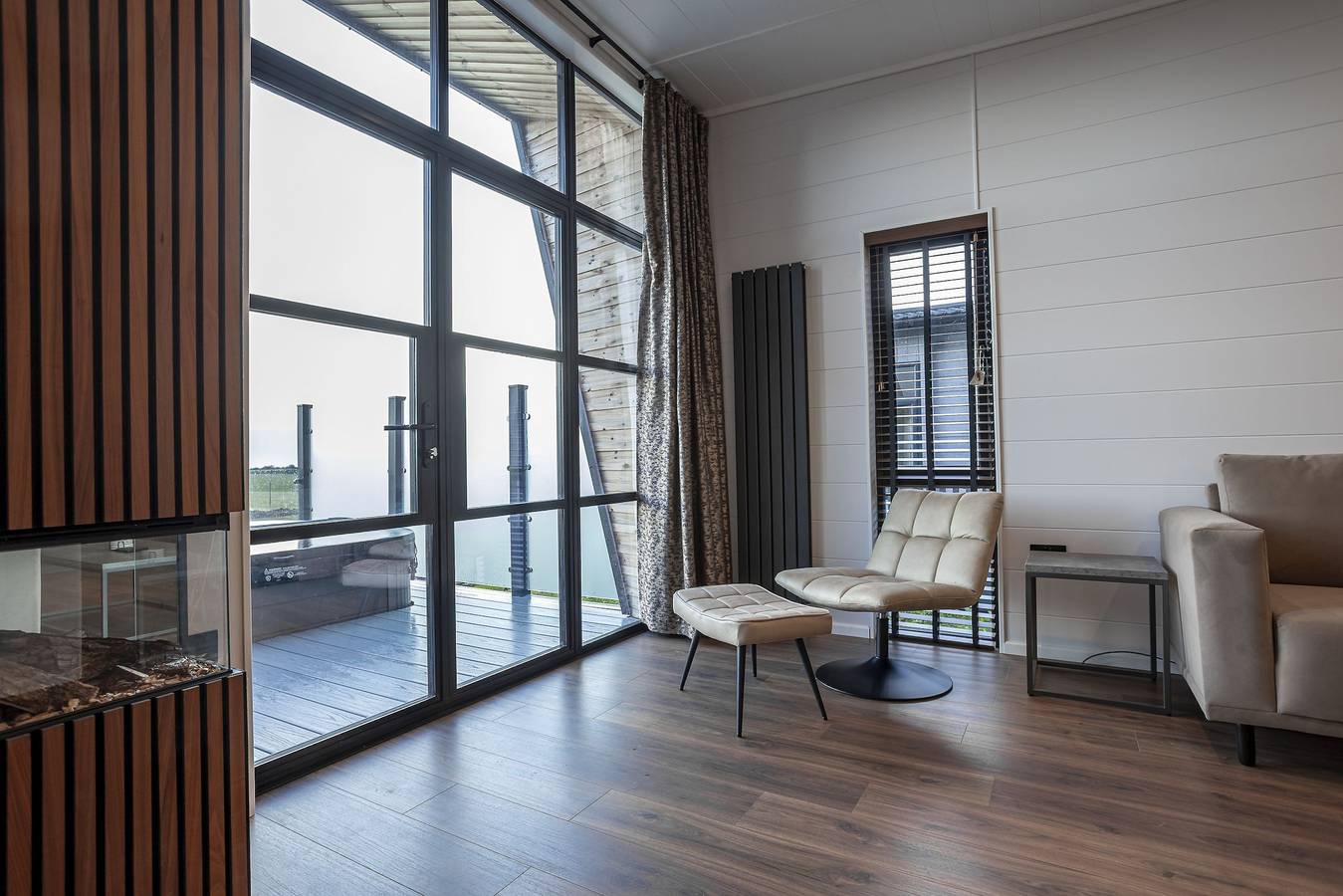 Lodge No 147  | Hot Tub | Stewarts Resort Cameron in Fife region