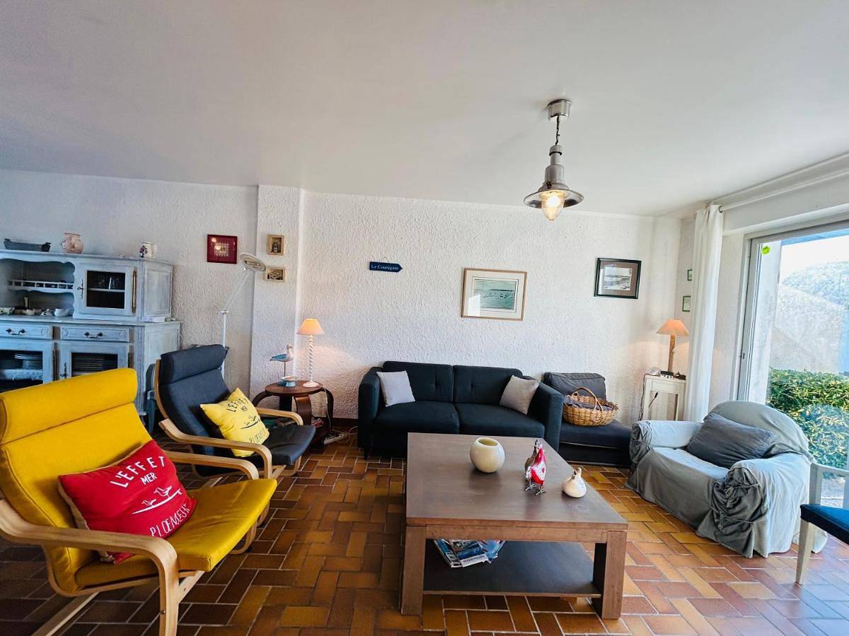 Maison Alis 5 pièces 10 personnes à 100 mètres de la plage du Courégant in Ploemeur, Côte des Mégalithes