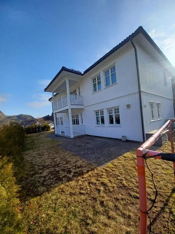 Ferienhaus für 4 Personen, mit Terrasse - 1