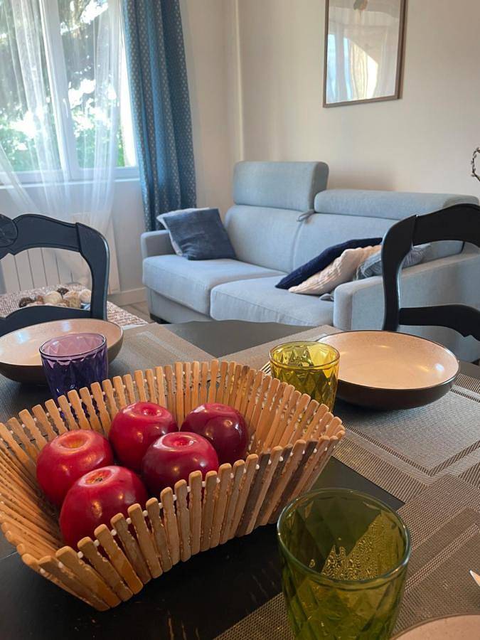 Gîte pour 4 personnes, avec terrasse dans Bâlines - 2