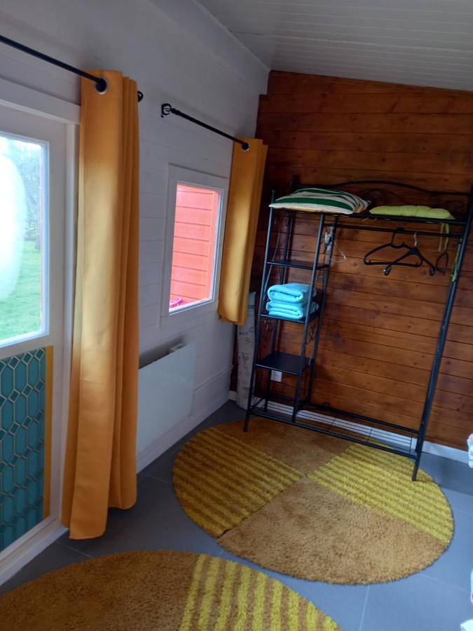 Bungalow la Bohémienne in Oissel, Région de Rouen