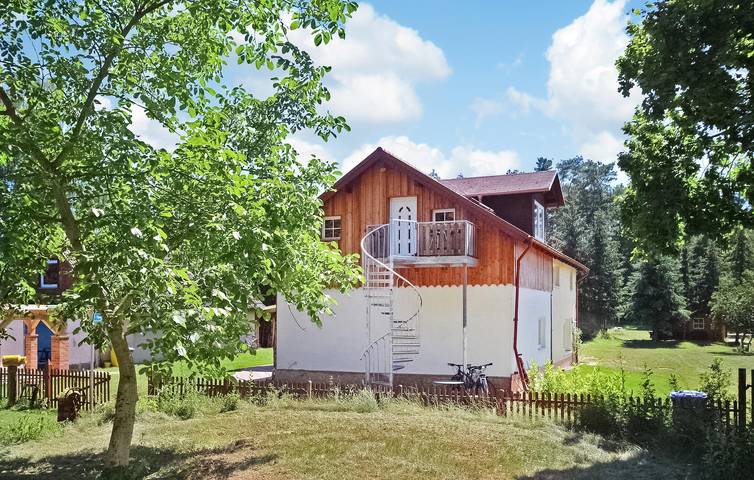 Ferienwohnung für 3 Personen, mit Terrasse in Grünow