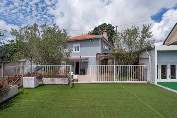 Gîte pour 6 personnes, avec sauna ainsi que jardin et terrasse dans Oliveira de Azeméis