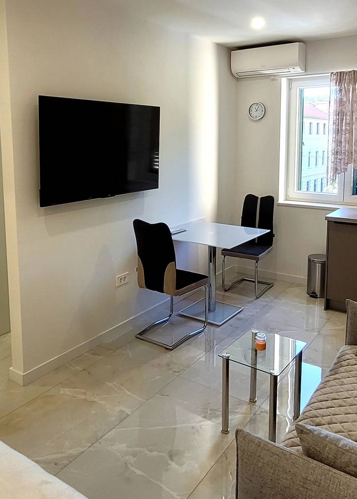 Ganzes Studio, Charming studio apartment in the heart of Split in Split, Split-Dalmatien