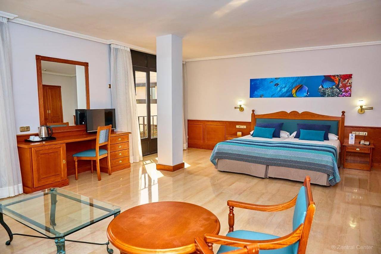 Hotel Zentral Center - Adults only in Playa de las Américas, Arona