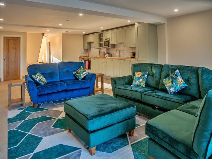 Holiday rental for 8 people, with garden and hot tub in Gloucestershire