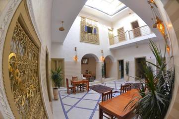 Maison d’hôte pour 3 personnes, avec terrasse et sauna dans Jemaa el-Fnaa