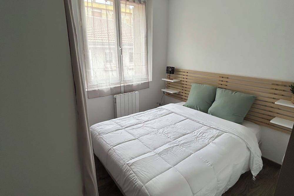 Entire apartment, Le Nid douillet : plein centre in Langres, Haute-Marne