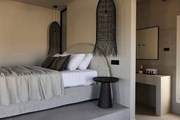 Villa for 3 People in Agios Prokopios, Cyclades, Photo 1