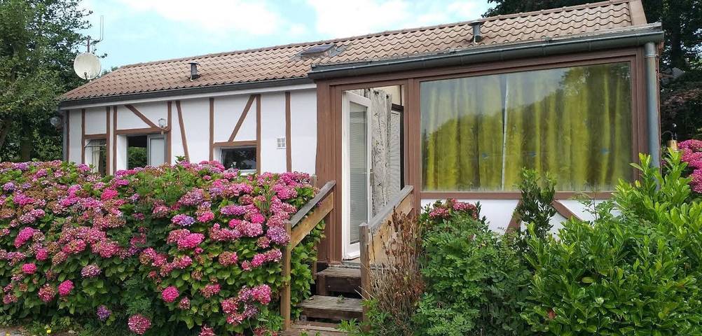 Chalet 'Bungalow Chouette' avec terrasse privée et jardin privé in Néville, Région de Dieppe