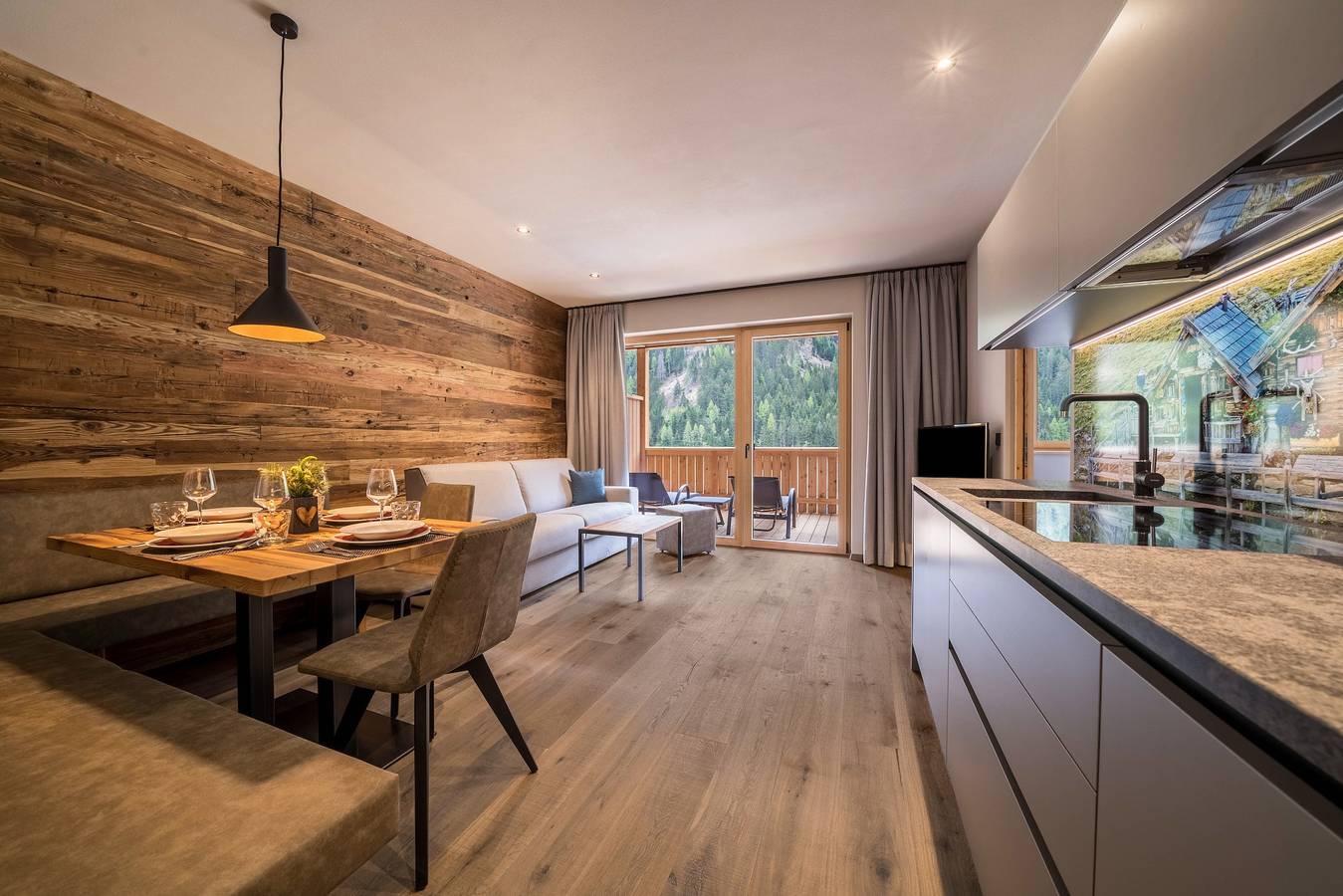 Ganze Wohnung, Ferienwohnung "Seebrunn - Schusterhüttl Alm" mit Berg- und Seeblick, Terrasse & Garten in Kuppelwies, Ulten