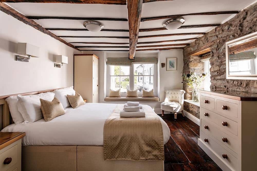 Luxury Historic House In The Heart Of Cartmel in Cartmel, Lake District