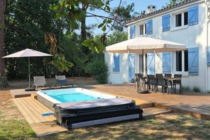 Maison de vacances pour 8 personnes, avec Jacuzzi ainsi que Terrasse et Jardin à Saint-Augustin