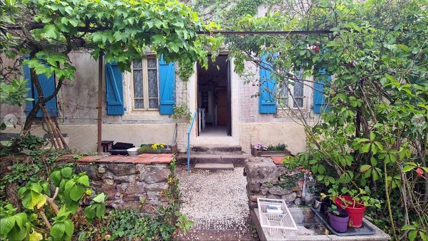 Gîte pour 6 personnes, avec vue et jardin, animaux acceptés à Le Bousquet-d'Orb - 2