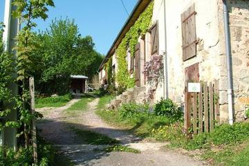 Gîte pour 5 personnes, avec jardin à Saint-Prix (Saône-et-Loire)