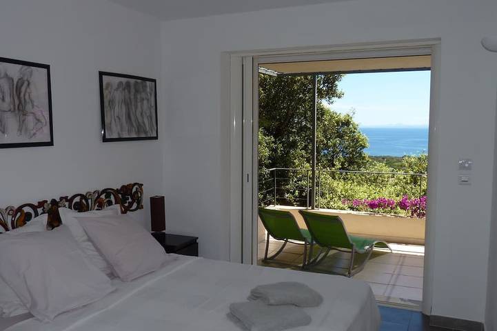Villa pour 2 personnes, avec terrasse et jardin à Porto-Vecchio - 3