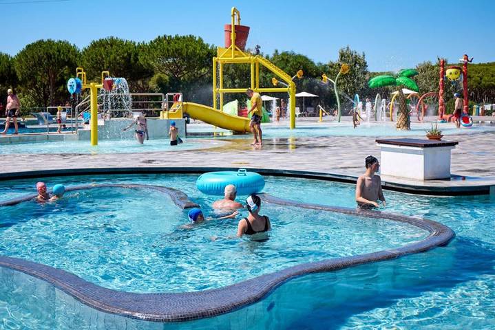 Tente pour 5 personnes, avec terrasse et piscine ainsi que jardin et bassin pour enfant, animaux acceptés dans Sardaigne du Nord - 3